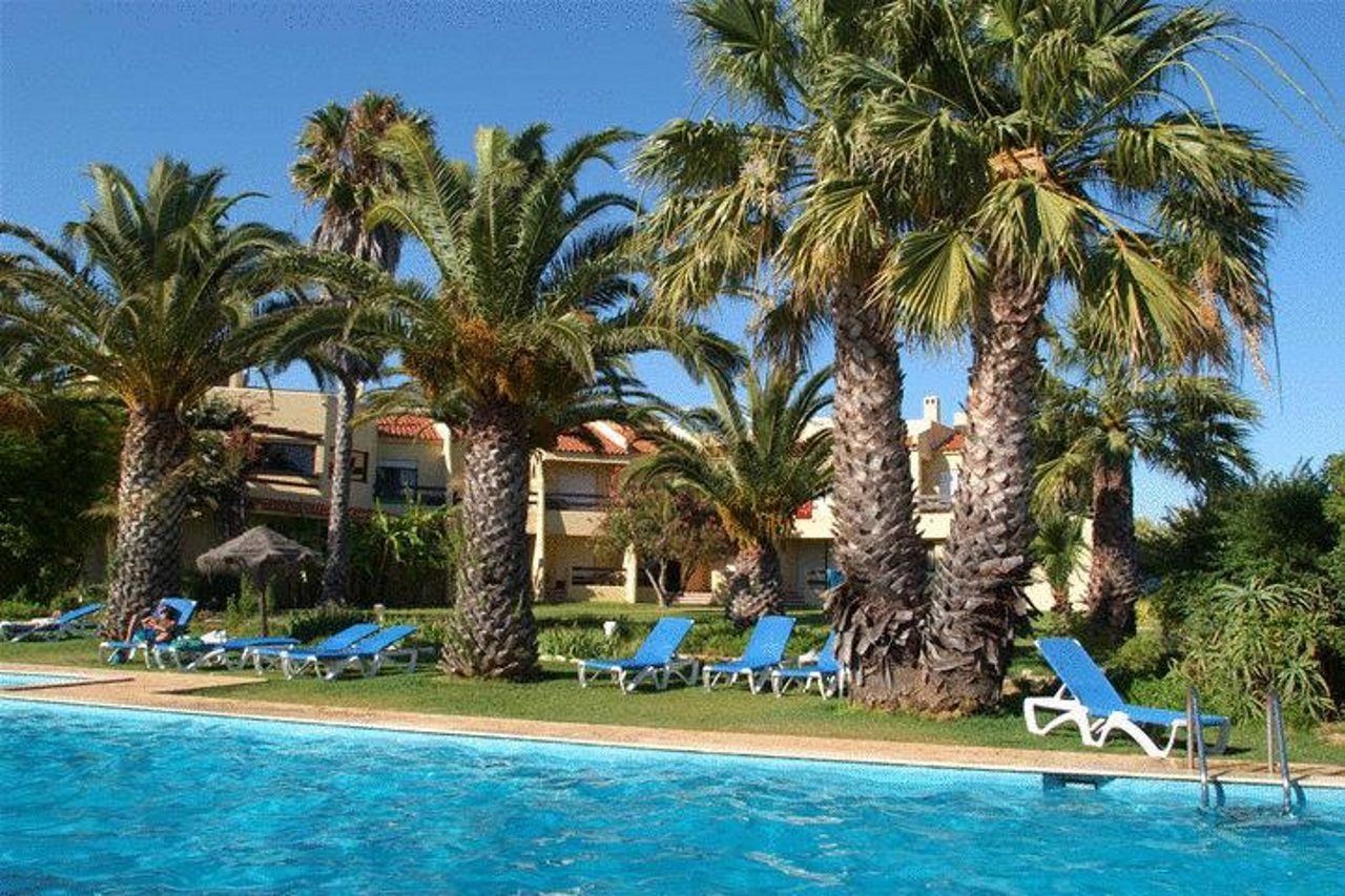 Praia Da Lota Resort - Beachfront Hotel Manta Rota Exteriér fotografie